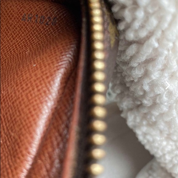 Louis Vuitton Canvas Danube - Picture 10 of 10